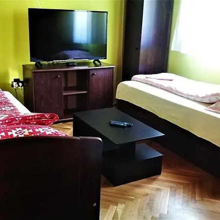 Prázdninový dům 3 To Sziki Szallo